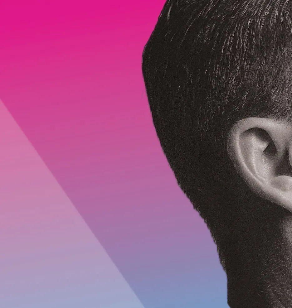 Magazine cover — visual 4